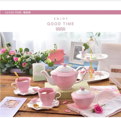 Exquisite Butterfly Bird Top Bone China 220ml Coffee Cup Saucer Free Spoon Ceramic European Porcelain Tea Mug Mugs Coffee Cups