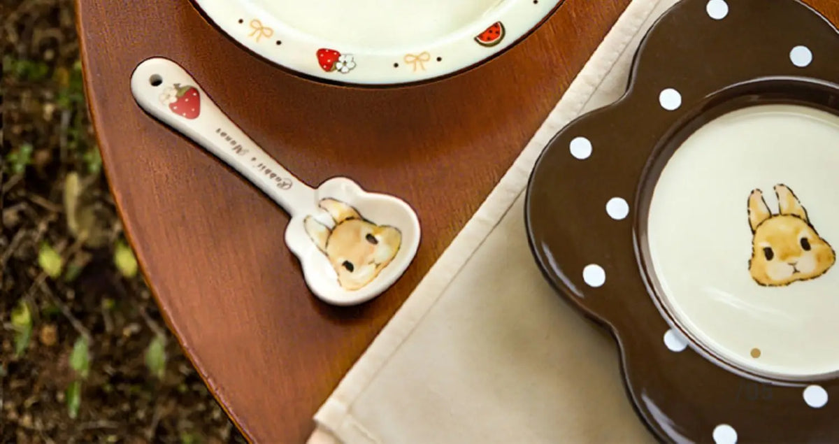 Creative Rabbit Pattern Ceramic Bowl Relief Porcelain Rice Bowls 4.5Inches Cute Home Yogurt Small Bowl Tableware Cake Fruit Bowl