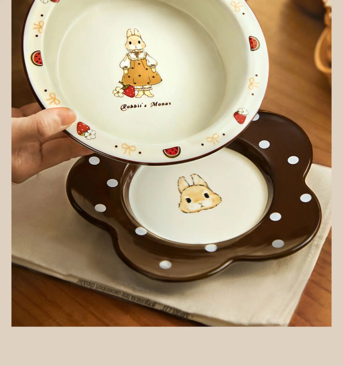 Creative Rabbit Pattern Ceramic Bowl Relief Porcelain Rice Bowls 4.5Inches Cute Home Yogurt Small Bowl Tableware Cake Fruit Bowl