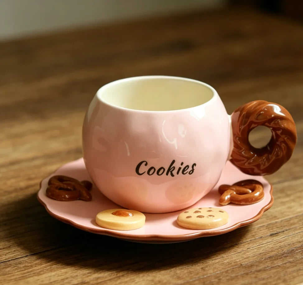 Cookie-Pattern Cup & Saucer